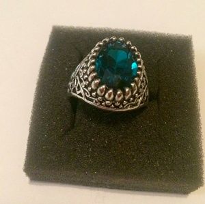 NWOT SIZE 9.5 .925 STERLING RING W/BLUE STONE